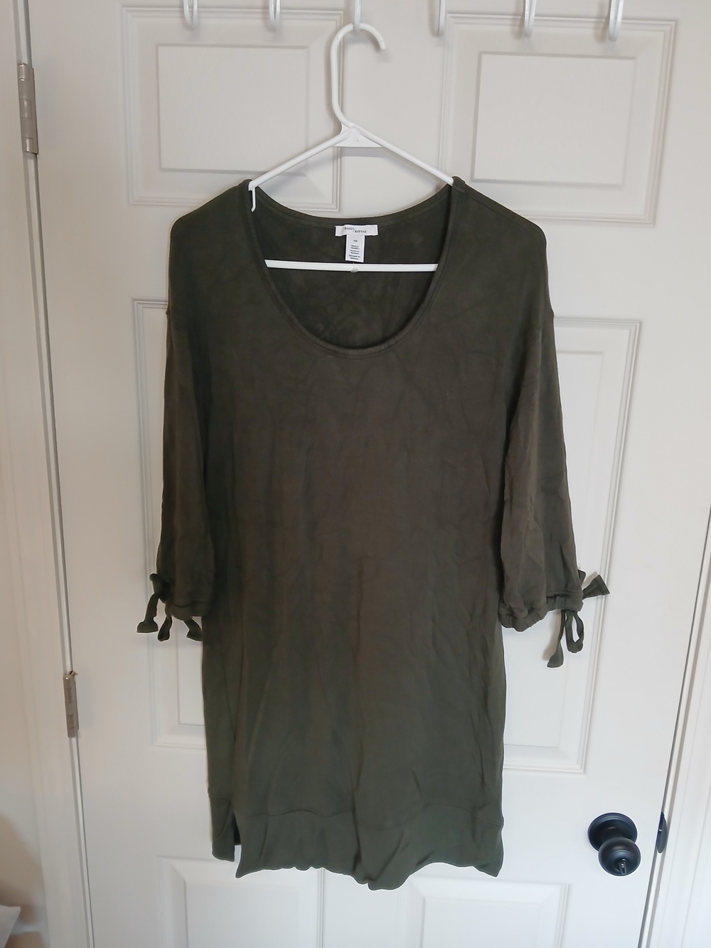 Daily Ritual Olive Scoop Neck Tunic with Sleeve Ties